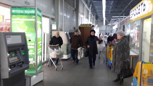 ГМ «ЭССЕН» Чистополь ул Энгельса 142 Стоимость 5000 рублей за одну сторону Мин заказ 3 месяца и две стороны пилларса.jpg